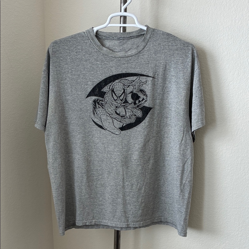 Spider Man Heather Gray Black Print Graphic Men's T-Shirt Size XL (May fit XXL)